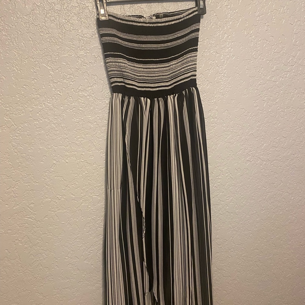 Black & white dress for sale!